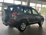 Toyota RAV 4 bei Gebrauchtwagen.expert - Abbildung (5 / 15) Toyota RAV 4 bei Gebrauchtwagen.expert - Abbildung (5 / 15)