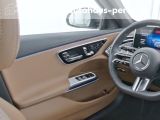Mercedes-Benz E-Klasse bei Gebrauchtwagen.expert - Abbildung (9 / 14) Mercedes-Benz E-Klasse bei Gebrauchtwagen.expert - Abbildung (9 / 14)