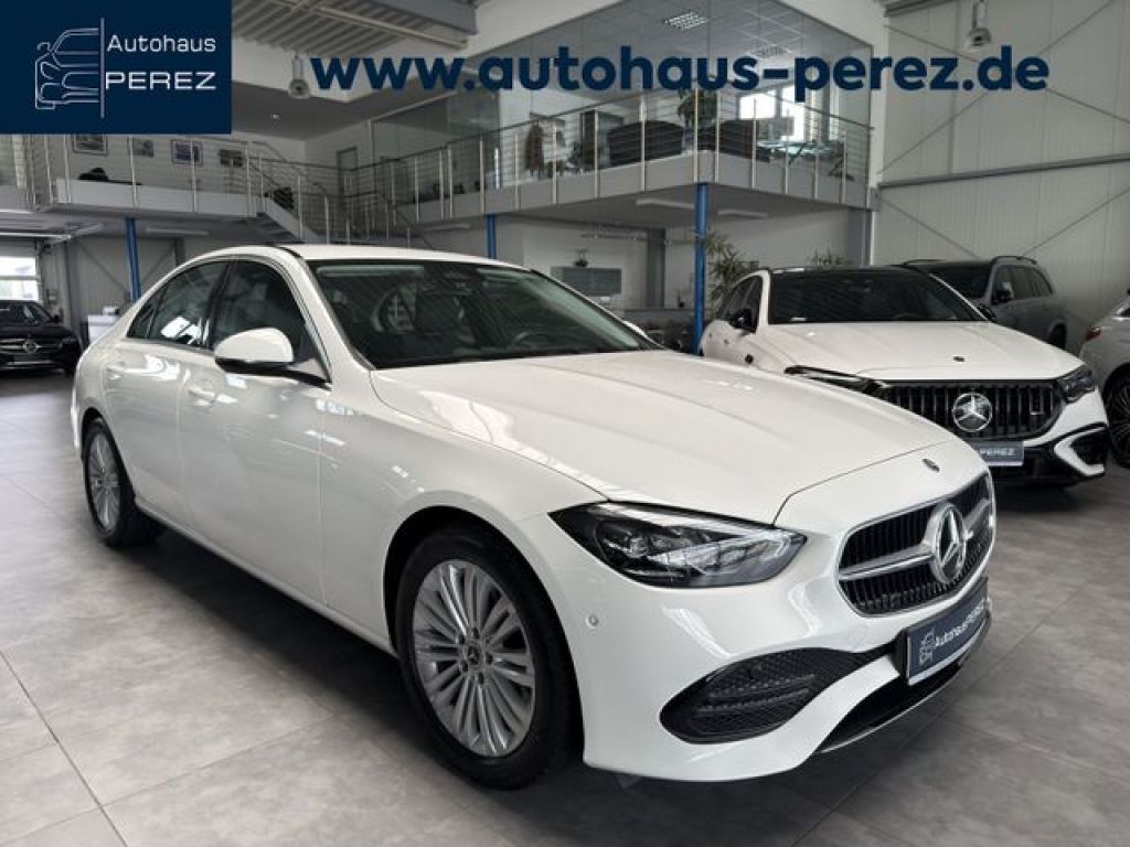 Mercedes-Benz C-Klasse bei Gebrauchtwagen.expert - Hauptabbildung Mercedes-Benz C-Klasse bei Gebrauchtwagen.expert - Hauptabbildung
