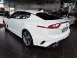 Kia Stinger bei Gebrauchtwagen.expert - Abbildung (4 / 15) Kia Stinger bei Gebrauchtwagen.expert - Abbildung (4 / 15)