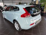 Volvo V40 bei Gebrauchtwagen.expert - Abbildung (5 / 15)