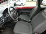 VW Up bei Gebrauchtwagen.expert - Abbildung (12 / 15) VW Up bei Gebrauchtwagen.expert - Abbildung (12 / 15)