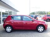 Dacia Sandero bei Gebrauchtwagen.expert - Abbildung (6 / 15)