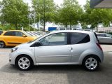 Renault Twingo bei Gebrauchtwagen.expert - Abbildung (2 / 15)