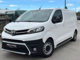 Toyota Proace bei Gebrauchtwagen.expert - Abbildung (3 / 15)