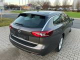 Opel Insignia bei Gebrauchtwagen.expert - Abbildung (3 / 13) Opel Insignia bei Gebrauchtwagen.expert - Abbildung (3 / 13)