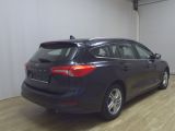 Ford Focus Turnier bei Gebrauchtwagen.expert - Abbildung (4 / 15) Ford Focus Turnier bei Gebrauchtwagen.expert - Abbildung (4 / 15)