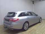 Mercedes-Benz C Avantgarde Distronic bei Gebrauchtwagen.expert - Abbildung (4 / 15)
