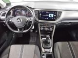 VW T-Roc bei Gebrauchtwagen.expert - Abbildung (5 / 15)