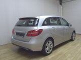 Mercedes-Benz B-Klasse bei Gebrauchtwagen.expert - Abbildung (4 / 15)