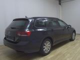 VW Passat bei Gebrauchtwagen.expert - Abbildung (4 / 15)