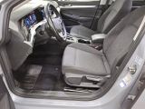 VW Golf bei Gebrauchtwagen.expert - Abbildung (9 / 15) VW Golf bei Gebrauchtwagen.expert - Abbildung (9 / 15)