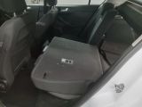 Ford Focus bei Gebrauchtwagen.expert - Abbildung (12 / 15)