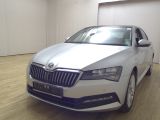 Skoda Superb bei Gebrauchtwagen.expert - Abbildung (2 / 15)