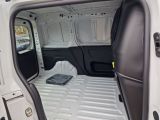 Opel Combo bei Gebrauchtwagen.expert - Abbildung (10 / 15)