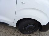 Opel Vivaro bei Gebrauchtwagen.expert - Abbildung (4 / 9)