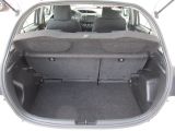 Toyota Yaris bei Gebrauchtwagen.expert - Abbildung (6 / 15)