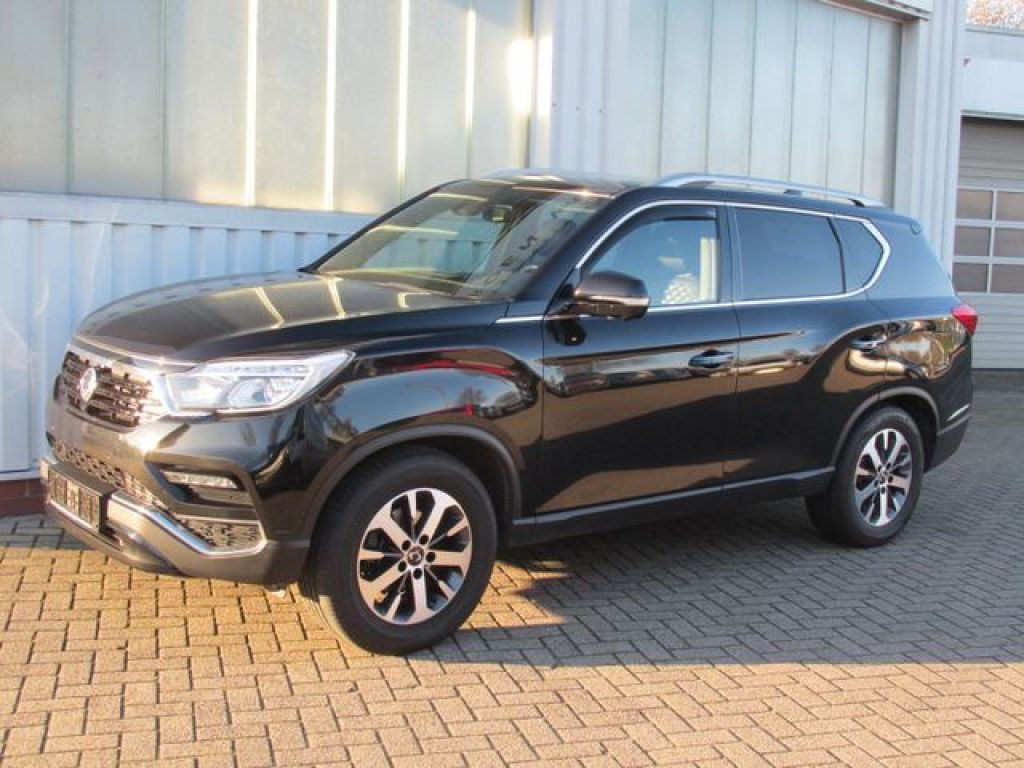 Ssangyong Rexton bei Gebrauchtwagen.expert - Hauptabbildung Ssangyong Rexton bei Gebrauchtwagen.expert - Hauptabbildung