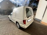 VW Caddy bei Gebrauchtwagen.expert - Abbildung (2 / 15)