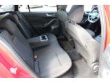Ford Focus Turnier bei Gebrauchtwagen.expert - Abbildung (12 / 15) Ford Focus Turnier bei Gebrauchtwagen.expert - Abbildung (12 / 15)