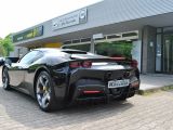 Ferrari SF90 bei Gebrauchtwagen.expert - Abbildung (3 / 13)
