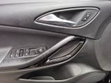 Opel Astra bei Gebrauchtwagen.expert - Abbildung (9 / 15) Opel Astra bei Gebrauchtwagen.expert - Abbildung (9 / 15)