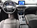 Ford Focus Turnier bei Gebrauchtwagen.expert - Abbildung (5 / 15)