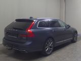 Volvo V90 bei Gebrauchtwagen.expert - Abbildung (4 / 15)