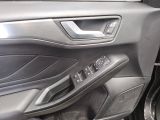 Ford Focus Turnier bei Gebrauchtwagen.expert - Abbildung (9 / 15) Ford Focus Turnier bei Gebrauchtwagen.expert - Abbildung (9 / 15)
