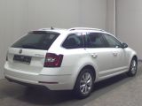Skoda Octavia bei Gebrauchtwagen.expert - Abbildung (4 / 15)