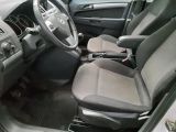 Opel Zafira bei Gebrauchtwagen.expert - Abbildung (8 / 15)