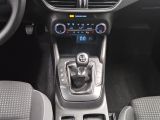 Ford Focus Turnier bei Gebrauchtwagen.expert - Abbildung (6 / 15)