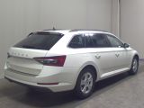 Skoda Superb bei Gebrauchtwagen.expert - Abbildung (4 / 15)