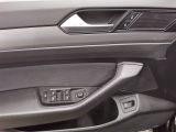 VW Passat bei Gebrauchtwagen.expert - Abbildung (9 / 15) VW Passat bei Gebrauchtwagen.expert - Abbildung (9 / 15)