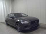 Volvo V60 bei Gebrauchtwagen.expert - Abbildung (3 / 15)