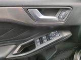 Ford Focus Turnier bei Gebrauchtwagen.expert - Abbildung (9 / 15)