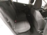 Ford Focus bei Gebrauchtwagen.expert - Abbildung (13 / 15) Ford Focus bei Gebrauchtwagen.expert - Abbildung (13 / 15)