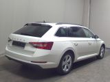 Skoda Superb bei Gebrauchtwagen.expert - Abbildung (4 / 15)