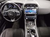 Jaguar XE bei Gebrauchtwagen.expert - Abbildung (5 / 15) Jaguar XE bei Gebrauchtwagen.expert - Abbildung (5 / 15)