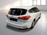 Ford Focus Turnier bei Gebrauchtwagen.expert - Abbildung (2 / 14)
