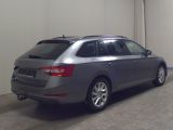 Skoda Superb bei Gebrauchtwagen.expert - Abbildung (4 / 15) Skoda Superb bei Gebrauchtwagen.expert - Abbildung (4 / 15)