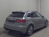 Audi A3 Sportback bei Gebrauchtwagen.expert - Abbildung (4 / 15)
