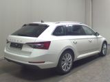 Skoda Superb bei Gebrauchtwagen.expert - Abbildung (4 / 15)