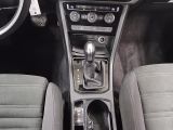 VW Touran bei Gebrauchtwagen.expert - Abbildung (6 / 15)