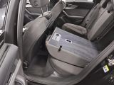 Audi A4 bei Gebrauchtwagen.expert - Abbildung (13 / 15) Audi A4 bei Gebrauchtwagen.expert - Abbildung (13 / 15)