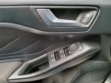 Ford Focus Turnier bei Gebrauchtwagen.expert - Abbildung (9 / 15)