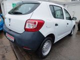 Dacia Sandero bei Gebrauchtwagen.expert - Abbildung (5 / 15)