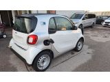 Smart smart fortwo bei Gebrauchtwagen.expert - Abbildung (13 / 15)