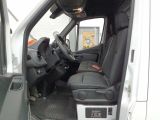 Mercedes-Benz Sprinter bei Gebrauchtwagen.expert - Abbildung (8 / 15) Mercedes-Benz Sprinter bei Gebrauchtwagen.expert - Abbildung (8 / 15)