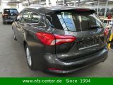 Ford Focus Turnier bei Gebrauchtwagen.expert - Abbildung (5 / 15)